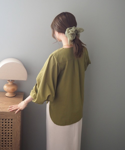tuck volume sleeve blouse /ノーカラー タック 7分袖