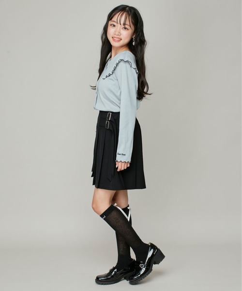 JENNI love（ジェニィラブ）の「【ウエスト調整可】サイドベルトプリーツ切替スカパン（スカート・キッズ・グレー/ブラック/ベージュ・130cm/140cm/150cm/160cm）」の6枚目の写真