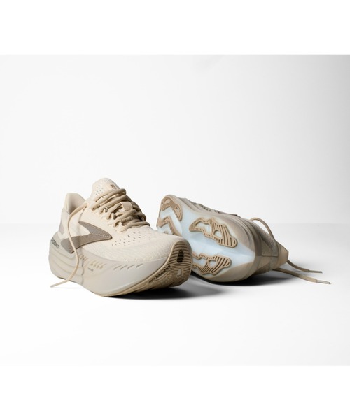 BROOKS(ブルックス)の「BROOKS/ブルックス/スニーカー/グリセリンマックス(スニーカー・レディース・ブラック×パープル/ホワイト×ピンク/ベージュ・25.0cm/24.0cm/23.0cm/24.5cm/23.5cm)」の18枚目の写真