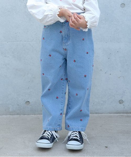 LOVE DENIM】アソート刺しゅう総柄ストレートパンツ（デニムパンツ