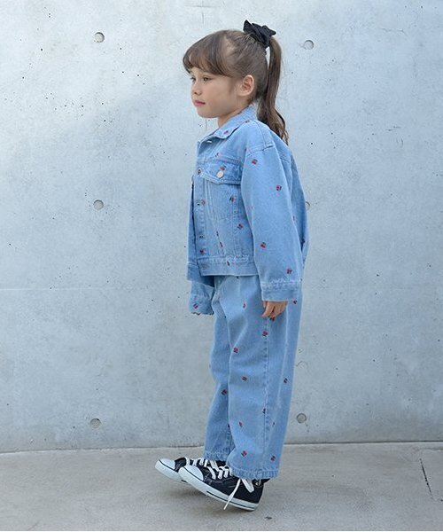 Lycee mine(リセマイン)の「【LOVE DENIM】アソート刺しゅう総柄ストレートパンツ(デニムパンツ・キッズ・ブルー/サックスブルー・140cm/120cm/150cm/130cm/110cm/100cm)」の16枚目の写真