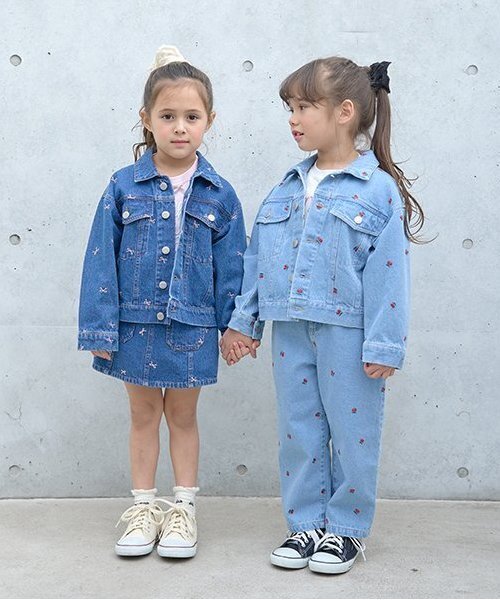 Lycee mine(リセマイン)の「【LOVE DENIM】アソート刺しゅう総柄ストレートパンツ(デニムパンツ・キッズ・ブルー/サックスブルー・140cm/120cm/150cm/130cm/110cm/100cm)」の18枚目の写真