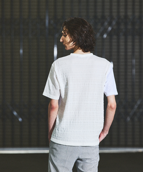 5351 POUR LES HOMMES（ゴーサンゴーイチプールオム）の「パッチワーク  PUレザー Vネック 半袖 Tシャツ（Tシャツ/カットソー・メンズ・ホワイト/ブラック・44/46/48/50）」の12枚目の写真