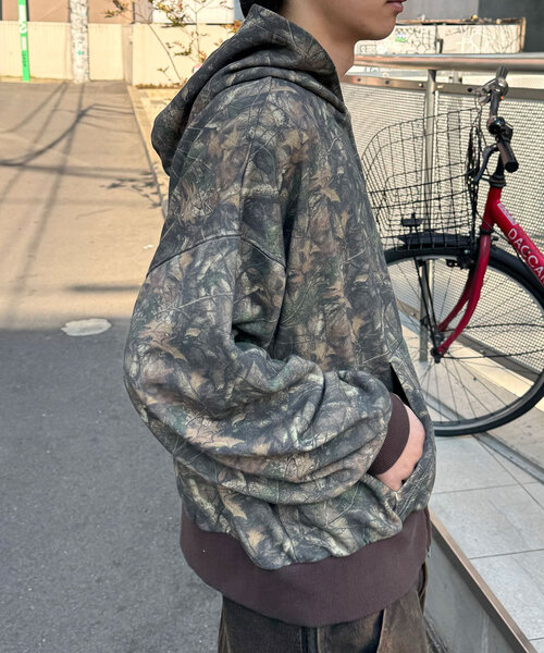 CIAOPANIC(チャオパニック)の「リアルツリーカモダブルジップフーディー(パーカー・レディース・ブラック/ブラウン・FREE)」の7枚目の写真