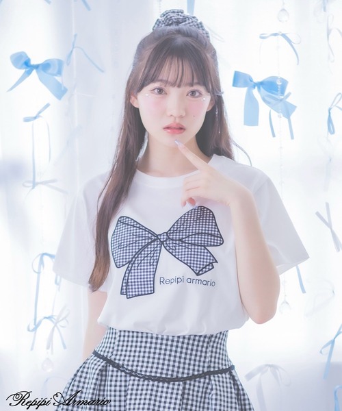 repipi armario(レピピ アルマリオ)の「【girly line】BIGリボンTシャツ【接触冷感】(Tシャツ/カットソー・キッズ・ブラック/ホワイト/サックスブルー/ホワイト系その他/ホワイト系その他2/ブラック系その他・LARGE/MEDIUM/SMALL)」の3枚目の写真