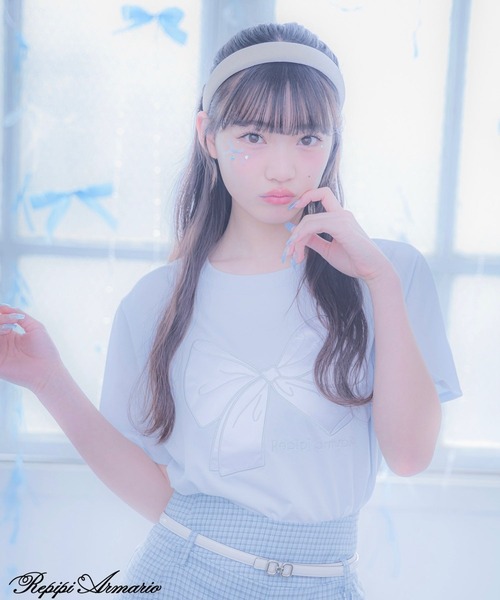 repipi armario(レピピ アルマリオ)の「【girly line】BIGリボンTシャツ【接触冷感】(Tシャツ/カットソー・キッズ・ブラック/ホワイト/サックスブルー/ホワイト系その他/ホワイト系その他2/ブラック系その他・LARGE/MEDIUM/SMALL)」の6枚目の写真