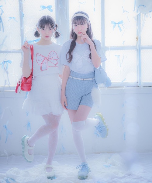 repipi armario(レピピ アルマリオ)の「【girly line】BIGリボンTシャツ【接触冷感】(Tシャツ/カットソー・キッズ・ブラック/ホワイト/サックスブルー/ホワイト系その他/ホワイト系その他2/ブラック系その他・LARGE/MEDIUM/SMALL)」の19枚目の写真