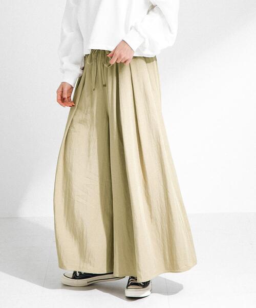 URBAN RESEARCH Sonny Label(アーバンリサーチサニーレーベル)の「レーヨンツイルイージースカーチョ(その他パンツ・レディース・ベージュ/ネイビー・36/38)」の11枚目の写真