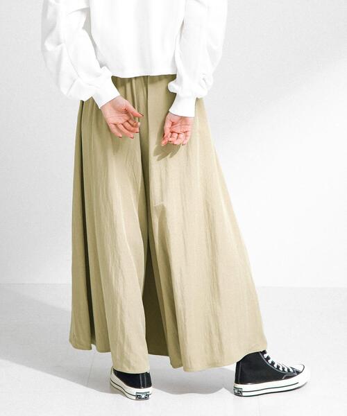 URBAN RESEARCH Sonny Label(アーバンリサーチサニーレーベル)の「レーヨンツイルイージースカーチョ(その他パンツ・レディース・ベージュ/ネイビー・36/38)」の10枚目の写真