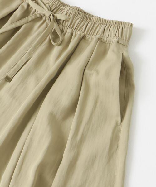 URBAN RESEARCH Sonny Label(アーバンリサーチサニーレーベル)の「レーヨンツイルイージースカーチョ(その他パンツ・レディース・ベージュ/ネイビー・36/38)」の3枚目の写真