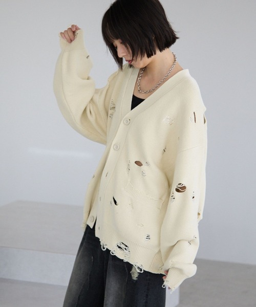 PBLIM(ページボーイリム)の「《UNISEX》ダメージカーディガン(カーディガン/ボレロ・レディース・オフホワイト/ブラック/ブルーグリーン・FREE)」の19枚目の写真