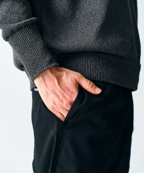 Gramicci（グラミチ）の「Gramicci 417別注 Reflax PBTウェザーストレッチ パンツ（スラックス・メンズ・チャコールグレー/ブラック/ベージュ/ネイビー・MEDIUM/LARGE/X-LARGE）」の13枚目の写真