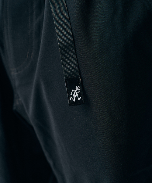 Gramicci（グラミチ）の「Gramicci 417別注 Reflax PBTウェザーストレッチ パンツ（スラックス・メンズ・チャコールグレー/ブラック/ベージュ/ネイビー・MEDIUM/LARGE/X-LARGE）」の15枚目の写真