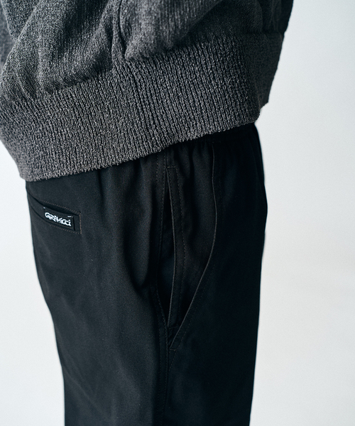 Gramicci（グラミチ）の「Gramicci 417別注 Reflax PBTウェザーストレッチ パンツ（スラックス・メンズ・チャコールグレー/ブラック/ベージュ/ネイビー・MEDIUM/LARGE/X-LARGE）」の17枚目の写真