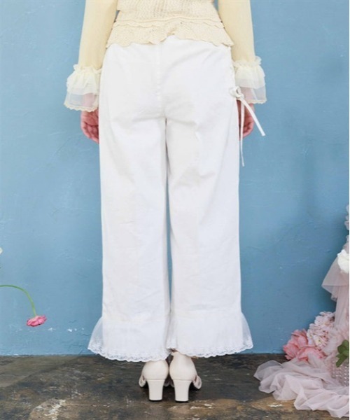 axes femme（アクシーズファム）の「裾レースストレートデニムパンツ（デニムパンツ・レディース・ワンウォッシュ/インディゴブルー/ホワイト・FREE）」の21枚目の写真