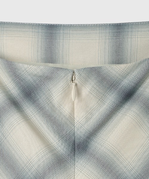 CREDONA(クレドナ)の「ROME CHECK CAMI DRESS/ローマチェックキャミドレス(ワンピース・レディース・ブルー/ブラック・0/1)」の8枚目の写真