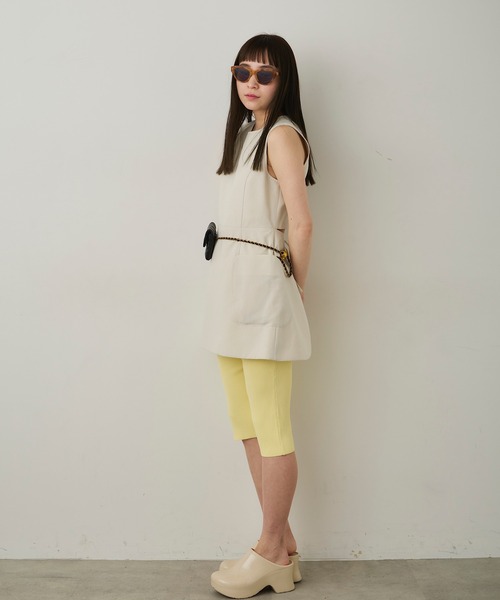 room153(ルームイチゴサン)の「スリムハーフレギンス【room153】(その他パンツ・レディース・ブラック/ブラウン/グレー/イエロー・FREE)」の5枚目の写真