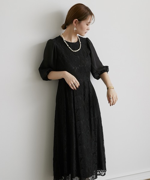 Jolie et Jolie(ジョリーエジョリー)の「レースデザインワンピースドレス(ドレス・レディース・ブラック/ネイビー/ベージュ・M/LL/5L/3L/L/4L)」の2枚目の写真