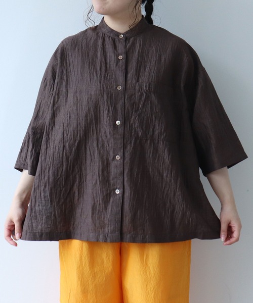 yuni(ユニ )の「バックスリットブラウス(シャツ/ブラウス・レディース・ブラック/グリーン/ネイビー/ブラウン/その他・FREE)」の1枚目の写真