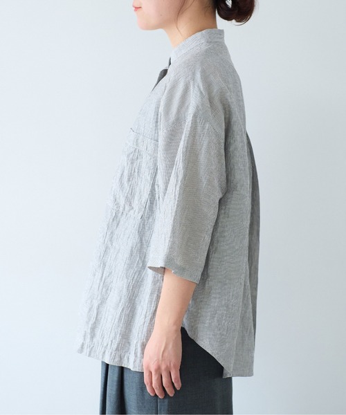 yuni(ユニ )の「バックスリットブラウス(シャツ/ブラウス・レディース・ブラック/グリーン/ネイビー/ブラウン/その他・FREE)」の15枚目の写真