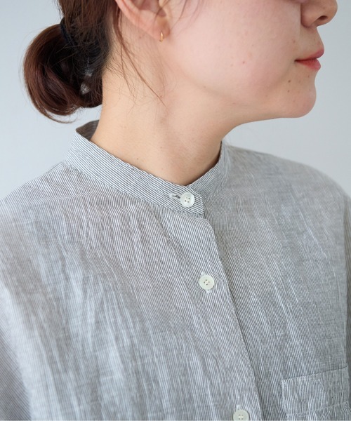 yuni(ユニ )の「バックスリットブラウス(シャツ/ブラウス・レディース・ブラック/グリーン/ネイビー/ブラウン/その他・FREE)」の13枚目の写真