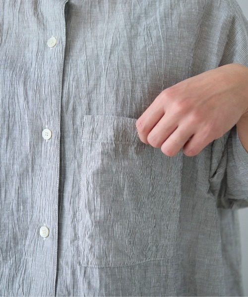 yuni(ユニ )の「バックスリットブラウス(シャツ/ブラウス・レディース・ブラック/グリーン/ネイビー/ブラウン/その他・FREE)」の11枚目の写真