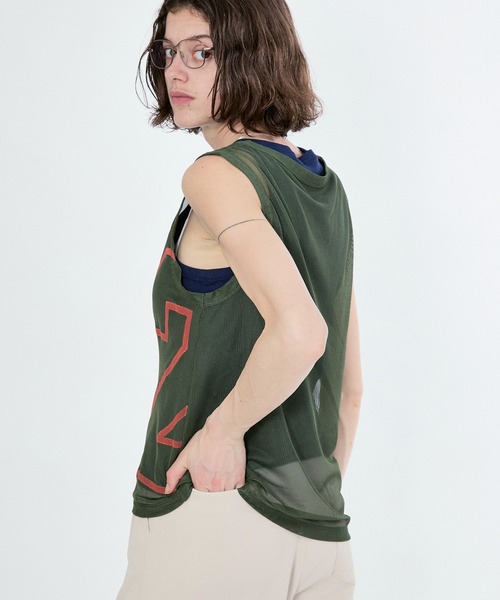 M TO R(ムウトアール)の「NUMBERING MESH LAYERED TTP(タンクトップ・レディース・カーキ/ホワイト・40/38)」の12枚目の写真