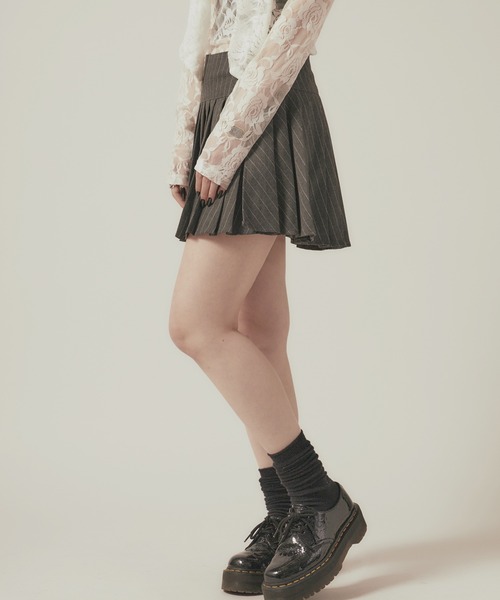 AO2（アオズ）の「▲Striped Pleated Mini Skirt / ストライププリーツミニスカート（スカート・レディース・グレー・FREE）」の8枚目の写真
