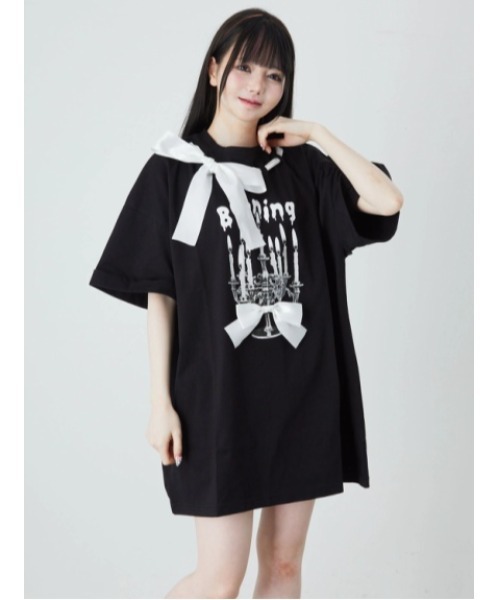 Jamie エーエヌケー(ジェイミーエーエヌケー)の「ゴシックプリントBIGTE(Tシャツ/カットソー・レディース・ホワイト/ブラック・M)」の3枚目の写真