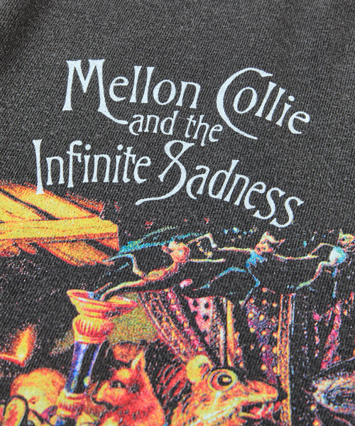 Insonnia PROJECTS(インソニアプロジェクト)の「Insonnia Projects インソニアプロジェクツ / MELLON COLLIE AND THE INFINITE SADNESS TEE スマッシング・パンプキンズ グラフィックプリントビッグシルエットTシャツ バンドT スマパン / IP-TSP-001(Tシャツ/カットソー・メンズ・ブラック・0/1/2/3)」の8枚目の写真