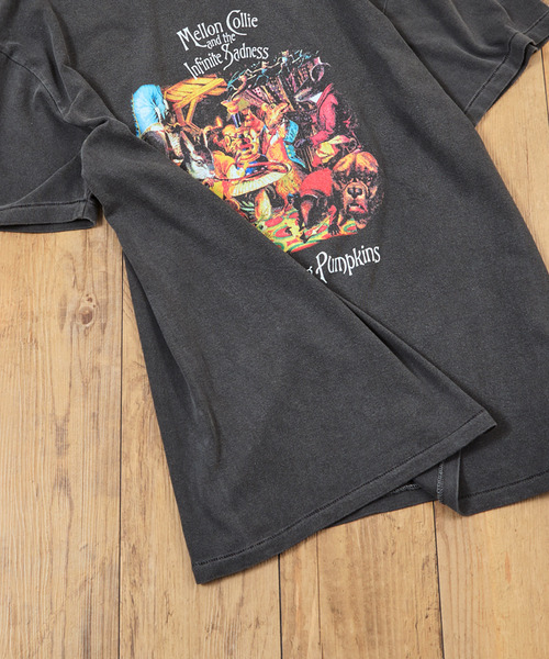 Insonnia PROJECTS(インソニアプロジェクト)の「Insonnia Projects インソニアプロジェクツ / MELLON COLLIE AND THE INFINITE SADNESS TEE スマッシング・パンプキンズ グラフィックプリントビッグシルエットTシャツ バンドT スマパン / IP-TSP-001(Tシャツ/カットソー・メンズ・ブラック・0/1/2/3)」の9枚目の写真