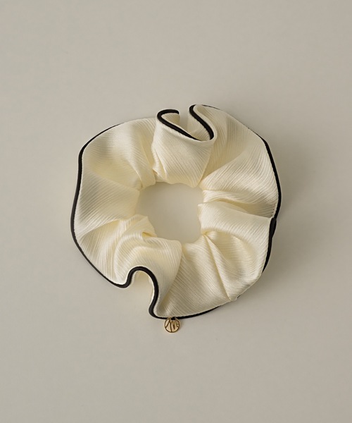 muku(ムク)の「CHOUCHOU/TWO TONE(シュシュ・レディース・アイボリー/ブラック・FREE)」の8枚目の写真