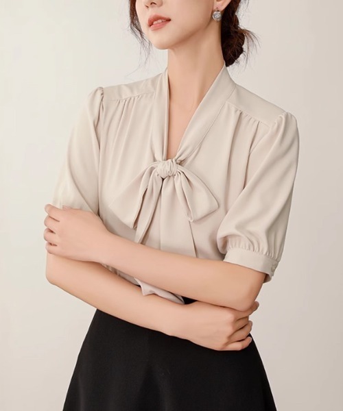 Beststore(ベストストア)の「ボウタイリボンブラウス 半袖(シャツ/ブラウス・レディース・ブルー/ホワイト/ピンク/ベージュ/ネイビー・M/L)」の13枚目の写真