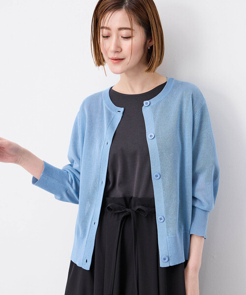 Petit Honfleur（プチオンフルール）の「クルーネックカーディガン（カーディガン/ボレロ・レディース・レッド/サックスブルー/ブラック・M/L）」の12枚目の写真