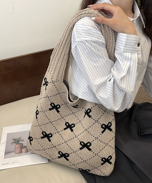 Per sist ence（パーシエンス）の「リボンニットトートバッグ（トートバッグ・レディース・ベージュ/ピンク/レッド/ブラック/ブラック×ピンク・ONE SIZE）」の15枚目の写真