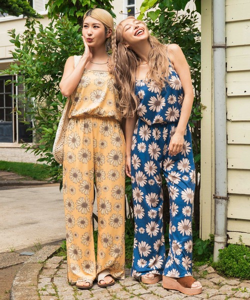 anap mimpi（アナップミンピ）の「デイジープリント リラックス キャミ オールインワン（サロペット/オーバーオール・レディース・ネイビー/テラコッタ/イエロー・FREE）」の4枚目の写真