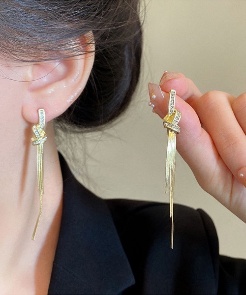 Miniministore(ミニミニストア)の「韓国風ロングチェーンピアス 揺れるピアス(ピアス(両耳用)・レディース・シルバー/ゴールド・FREE)」の4枚目の写真