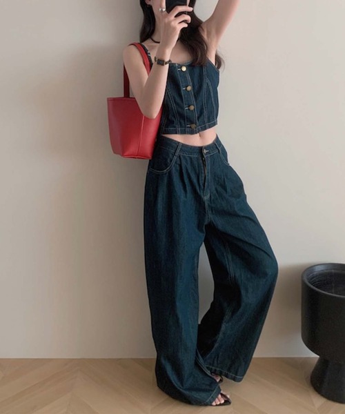 Girly Doll(ガーリードール)の「デニムセットアップ キャミソール×ワイドパンツ(セットアップ・レディース・ネイビー・L/M/S)」の7枚目の写真