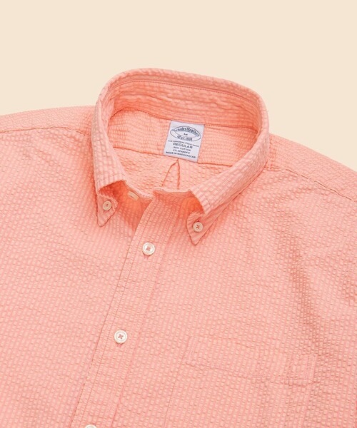 BROOKS BROTHERS(ブルックスブラザーズ)の「ストレッチコットン シアサッカー ショートスリーブ カジュアルシャツ Regular Fit(シャツ/ブラウス・メンズ・ピンク/ブルー・SMALL/MEDIUM/LARGE/X-LARGE)」の3枚目の写真