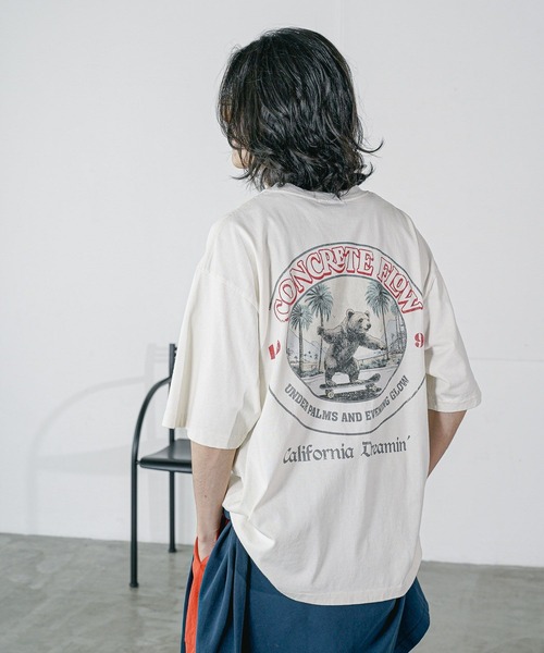 BAYFLOW（ベイフロー）の「ヴィンテージライクアニマルTシャツ（Tシャツ/カットソー・メンズ・オフホワイト/チャコール/ベージュ/ネイビー・MEDIUM/LARGE）」の2枚目の写真