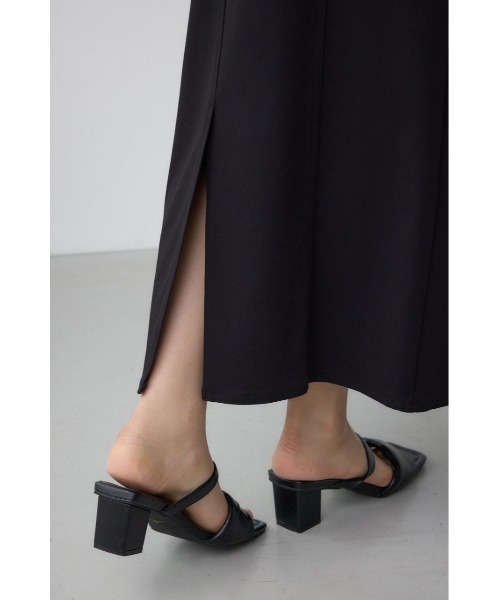 AZUL by moussy（アズールバイマウジー）の「C/T冷感 スーパーストレッチ美タイトスカート（スカート・レディース・ブラック/グレー・SMALL/MEDIUM）」の4枚目の写真