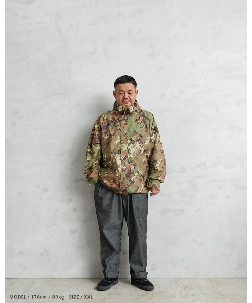 MILITARY(ミリタリー)の「実物 新品 デッドストック イタリア軍 WATERPROOF リバーシブルジャケット ベジタトカモ&スノーカモ(ミリタリージャケット・メンズ・その他・M/L/XL/XXL)」の15枚目の写真