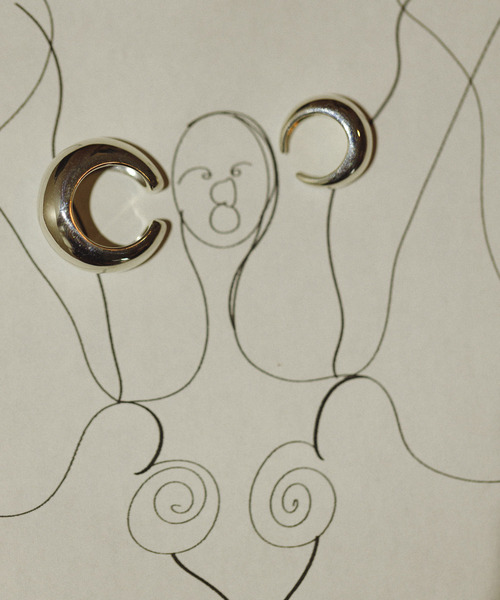 ADAM ET ROPE'（アダムエロペ）の「【公式サイト・直営店舗限定】［ibipio］chubby set earcuff（イヤリング・レディース・シルバー・FREE）」の5枚目の写真
