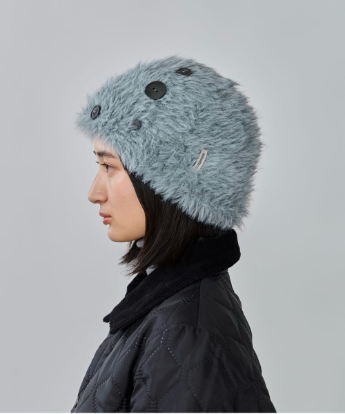 OVERRIDE(オーバーライド)の「OVERRIDE KNIT FURRY BUTTON WATCH / オーバーライド(ニットキャップ/ビーニー・レディース・ライトブルー/ベージュ/ピンク・57~59cm)」の8枚目の写真