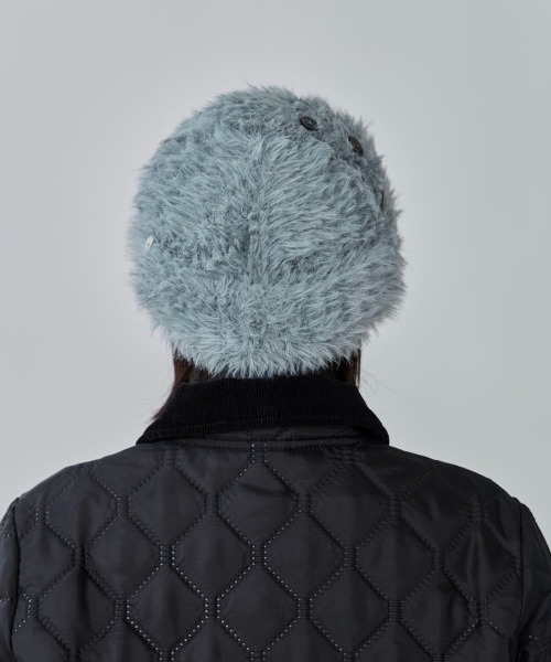 OVERRIDE(オーバーライド)の「OVERRIDE KNIT FURRY BUTTON WATCH / オーバーライド(ニットキャップ/ビーニー・レディース・ライトブルー/ベージュ/ピンク・57~59cm)」の9枚目の写真