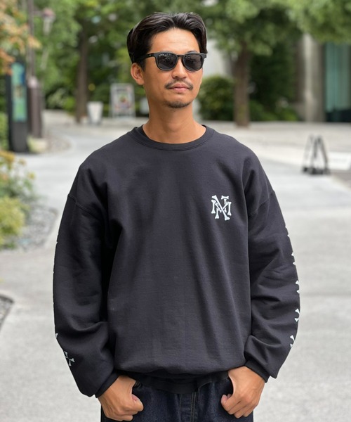 MAGIC NUMBER(マジック ナンバー)の「【MAGIC NUMBER】BONES EMBLEM CREW SWEAT(スウェット・メンズ・ヘザーグレー/ブラック・X-LARGE/LARGE/MEDIUM)」の2枚目の写真