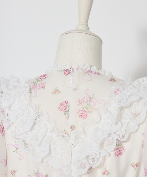 Fiorforte（フィオルフォルテ）の「Ribbon rose garden onepiece（ワンピース・レディース・ホワイト/ピンク・FREE）」の13枚目の写真