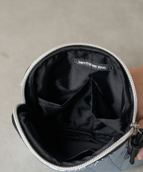 BIRTHDAY BAR（バースデイバー）の「Metallic　キルティングスクエアポーチ（ポーチ・レディース・ピンクゴールド/ブルー・0）」の13枚目の写真