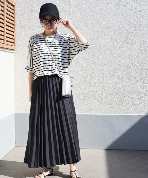 ikka（イッカ）の「【親子コーデ】プリーツリバーシブルスカート【2WAY】（スカート・レディース・オリーブ/ベージュ/チャコール・L/S/M）」の4枚目の写真