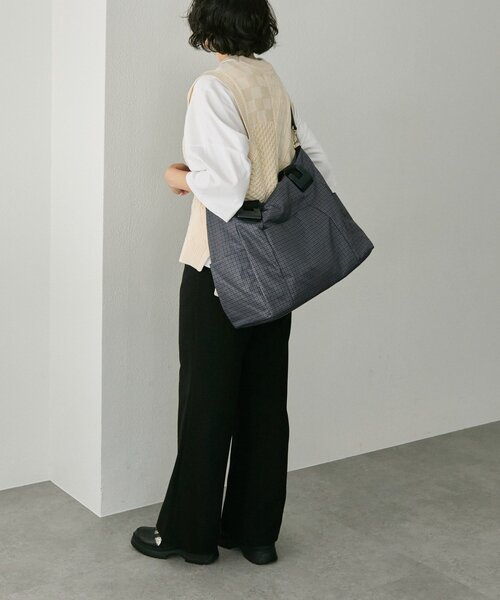 ear PAPILLONNER（イアパピヨネ）の「sampo×ear コラボ樹脂パーツ
